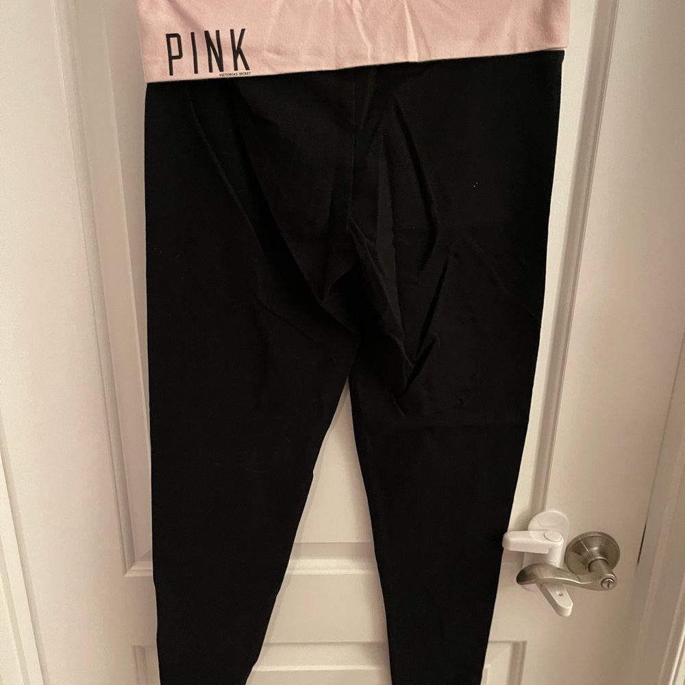 NWOT Victoria secret pink leggings size medium NEW